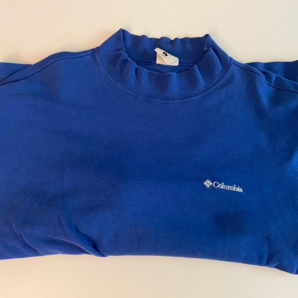 Columbia Mock Neck shirt